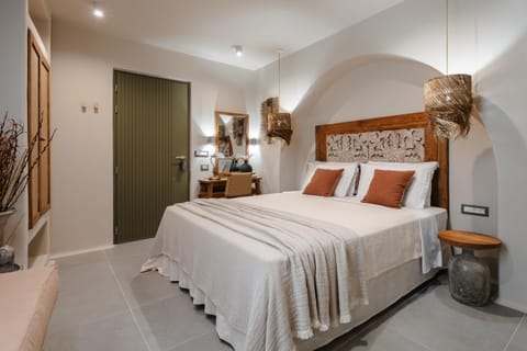 Chic Elysium - Felicity Apartment in Naxos