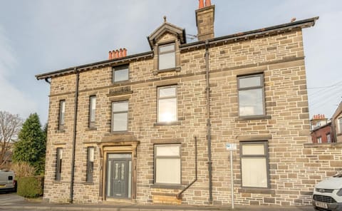 Property building, Street view