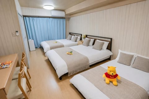 Bed, Living room, Photo of the whole room, Bedroom