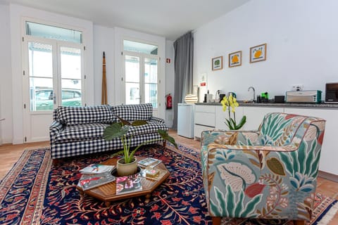 Living room, Seating area