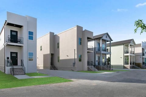 Private, Brand New, 5 BED 5 BATH House in New Orleans