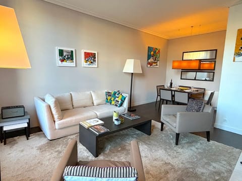 Communal lounge/ TV room, TV and multimedia, Living room