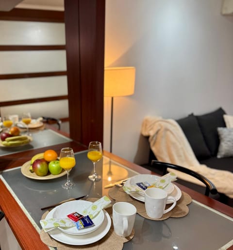 Living room, Food and drinks, Seating area, Dining area, Food, Breakfast