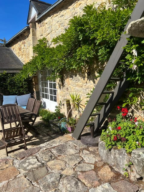 Patio, Spring, Garden view