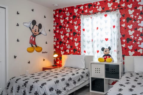 Opulent 5 BR Villa Private Pool - 12 Guests - 3085 TS House in Kissimmee