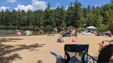 Serene Forest Lodge I Adventure Meets Serenity Chalet in Madison