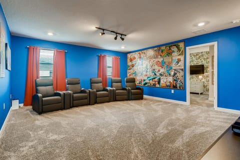 Stunning 6BR Home, Private Pool & Spa - 14 Guests - 4507 NL House in Kissimmee