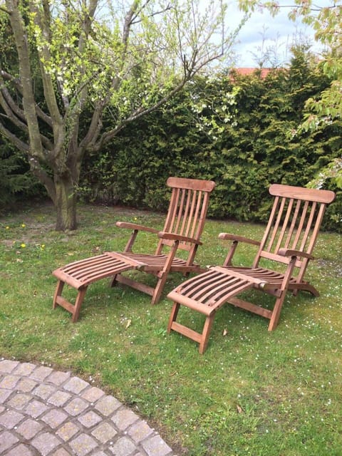 Garden, Balcony/Terrace