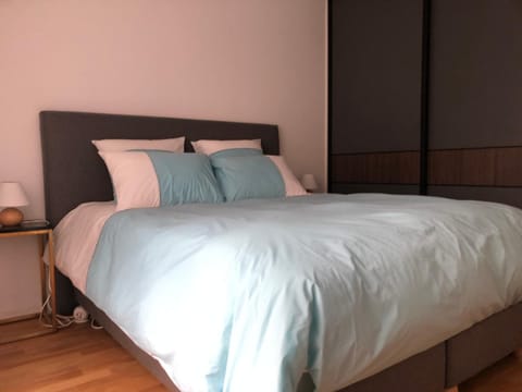 Villa Angélina Apartment in Île-de-France