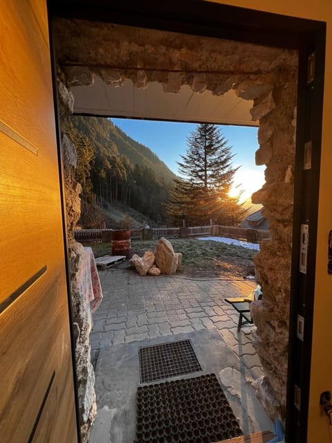 Natural landscape, Balcony/Terrace, Mountain view, Sunrise