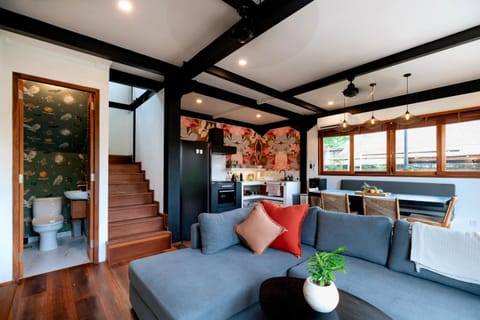 Bathroom, Living room, Dining area, kitchen