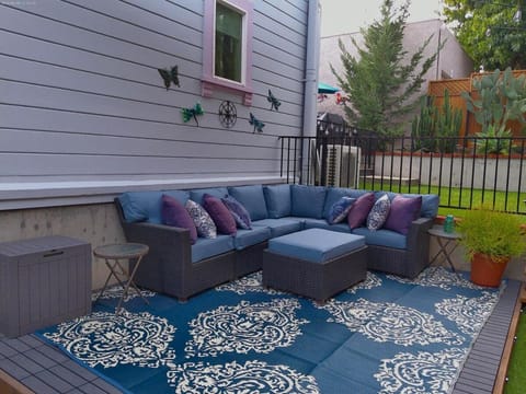 Victorian House-30 mins to Napa & SF, Free Pets! House in Hercules