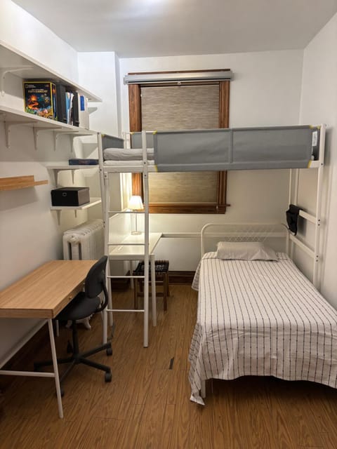 Bed, Bedroom, bunk bed