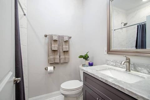 Bright & Inviting 5BR Home near FQ and Superdome House in New Orleans