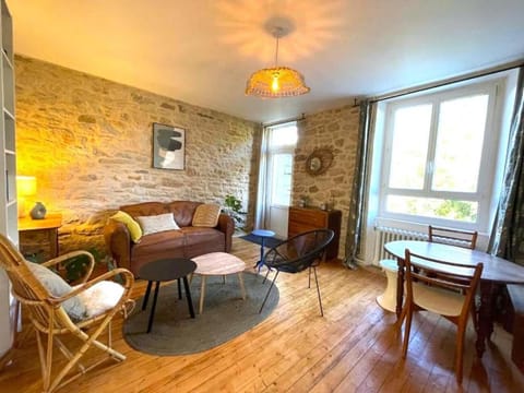 Library, TV and multimedia, Living room, fireplace