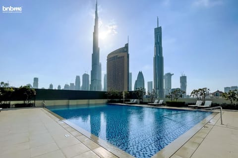 Day, Swimming pool, sunbed