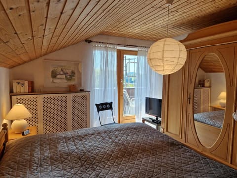 Bed, Bedroom, wardrobe