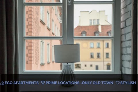 Nearby landmark, City view, Street view
