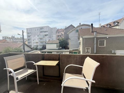M092 Marquer joli studio Faucigny Apartment in Annemasse