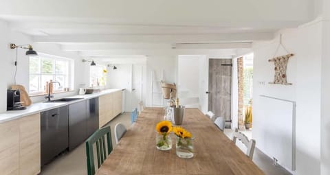 Hello Zeeland - Vakantiehuis Cadshuis House in Zeeland, Netherlands