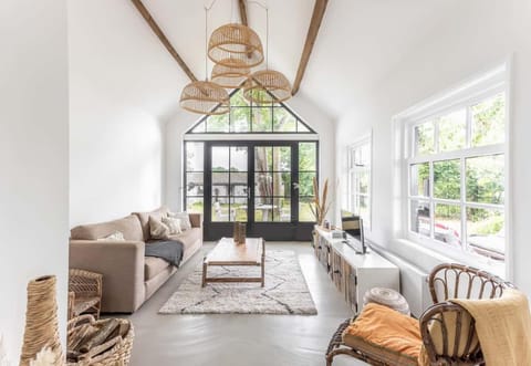 Hello Zeeland - Vakantiehuis Cadshuis House in Zeeland, Netherlands