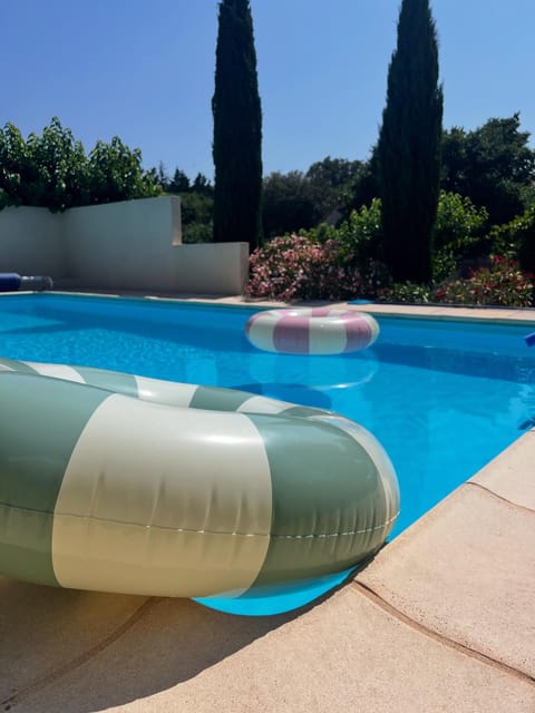 La Maison des Curieux House in Les Vans