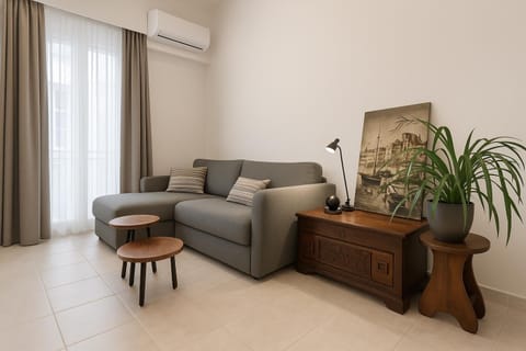 Living room, Seating area, air conditioner