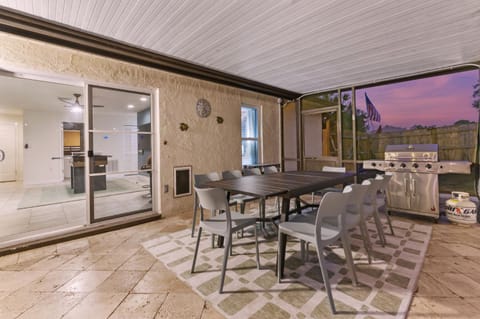 Poolside Fun Games Perfect Family Escape House in Largo