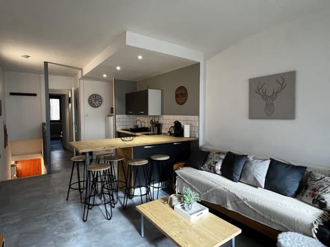 Bed, furniture, kitchen