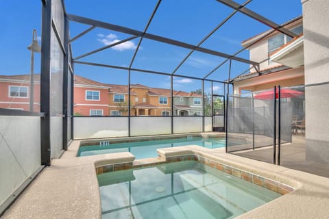 9008 Paradise Palms Blissful Haven 5-Bed Oasis of Luxury and Tranquility House in Bay Lake