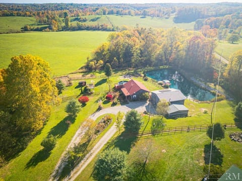 Sunset Cottage Hocking Hills House in Laurel Township