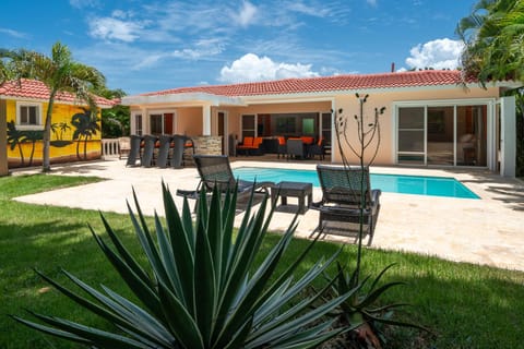Garden, Swimming pool