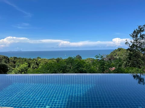 Sea view, Swimming pool