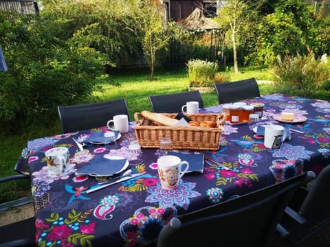 Food, Garden view, Continental breakfast