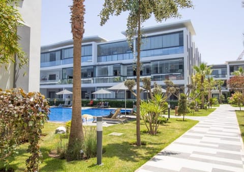 Property building, Day, Natural landscape, Garden, Garden view, Pool view, Swimming pool, sunbed