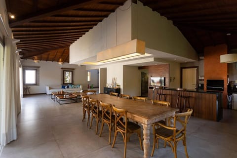 House with Pool and Beach Access | Cavalo Marinho House in Armacao dos Buzios