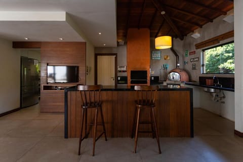 House with Pool and Beach Access | Cavalo Marinho House in Armacao dos Buzios