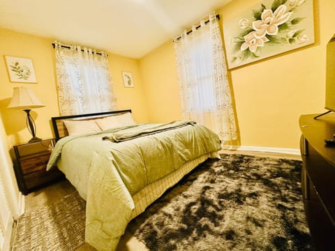 Bed, Bedroom