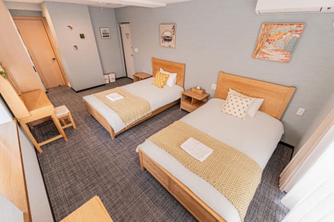 Bedroom, air conditioner