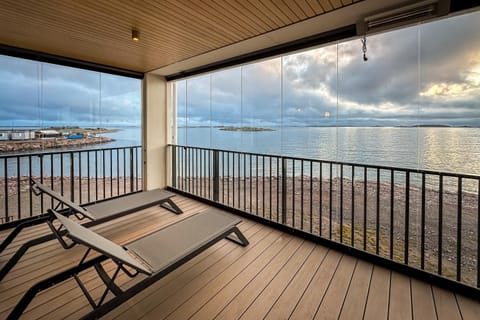 Ocean Pearl Suite in Kuningatarranta Hanko Apartment in Uusimaa