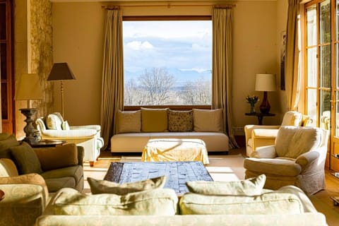 Chateau d 'Echenevex, Geneva Villa in Canton of Geneva