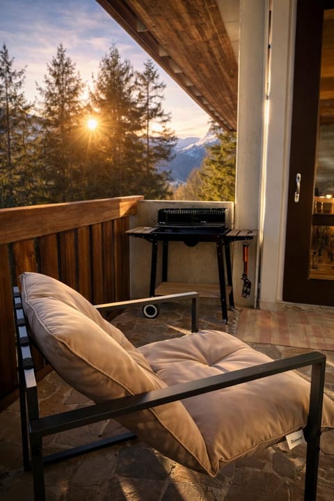 Natural landscape, View (from property/room), Balcony/Terrace, Mountain view