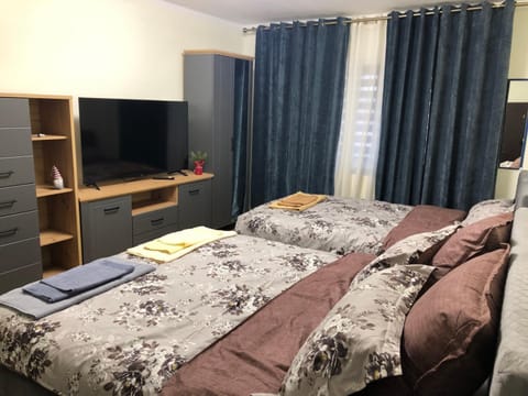 Apartament 3 camere 6 -7 Pers Craiova Apartment in Craiova