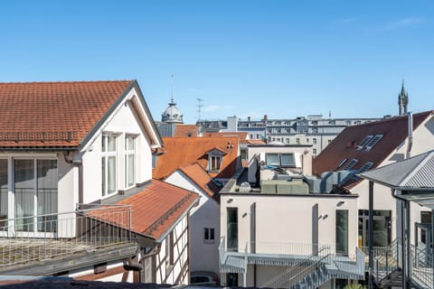 Neighbourhood, City view, Location