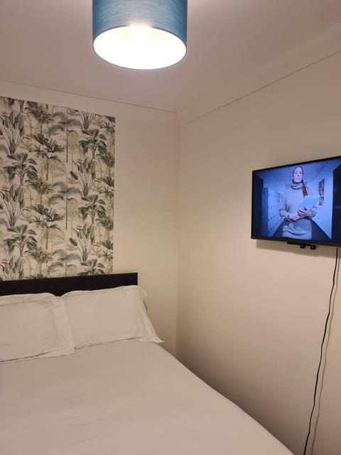 Two bedrooms Modern Home Bed and Breakfast in Middlesbrough