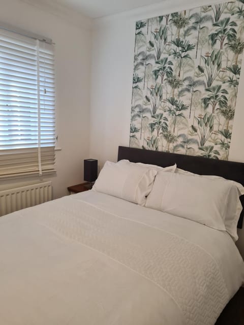 Two bedrooms Modern Home Bed and Breakfast in Middlesbrough