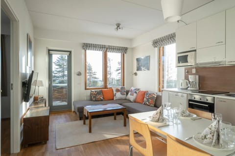 TV and multimedia, Kitchen or kitchenette, Living room, Seating area, Dining area, dishwasher, minibar, pet friendly