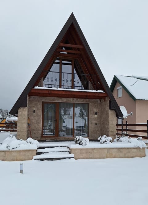 Property building, Day, Winter