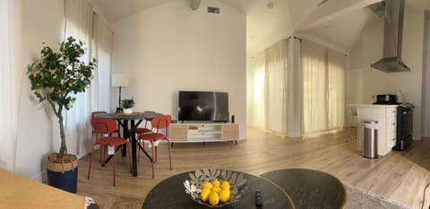 Living room, Evening entertainment