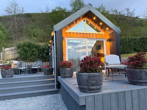 Property building, Patio, Natural landscape, Mountain view